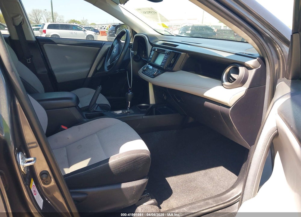 2017 TOYOTA RAV4 XLE VIN: 2T3WFREV0HW403078