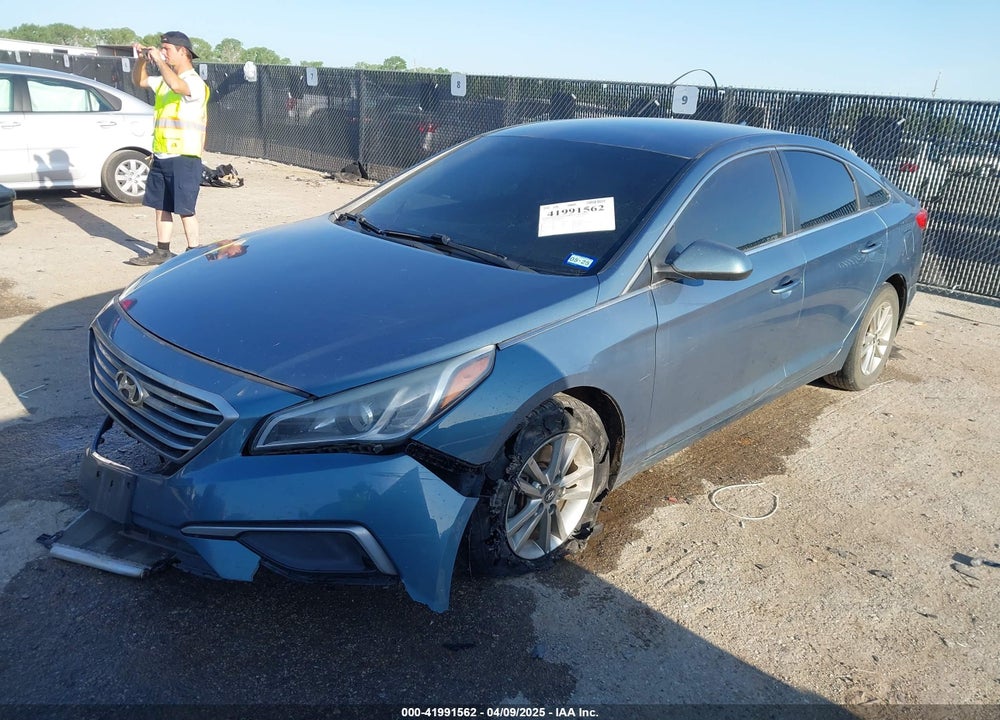 2017 HYUNDAI SONATA VIN: 5NPE24AF1HH474757