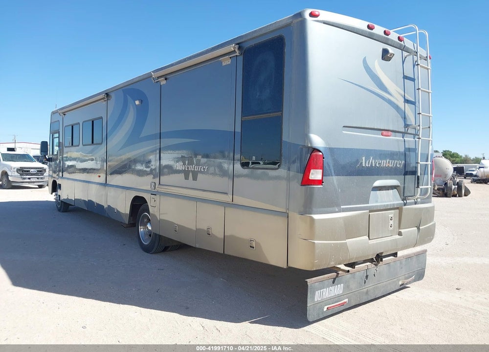 2005 WINNEBAGO ADVENTURER VIN: 5B4MPA7G353403634