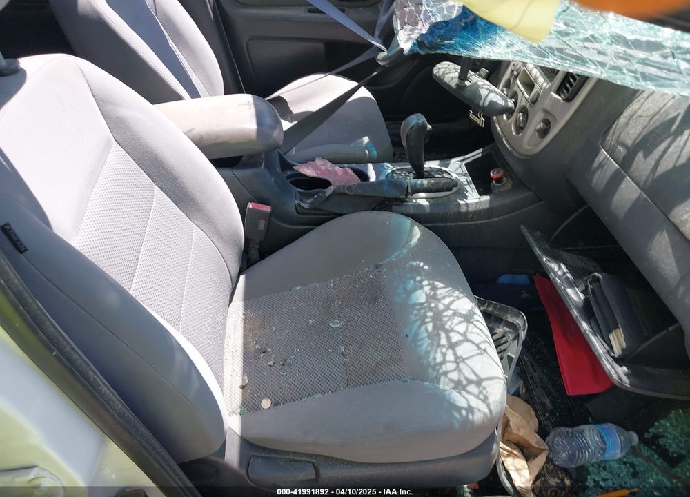 2006 FORD ESCAPE VIN: 1FMCU03176KA84543