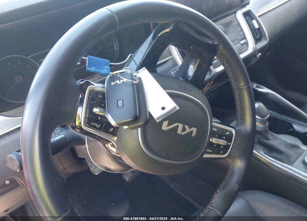 2023 KIA SORENTO VIN: 5XYRL4LC3PG217820
