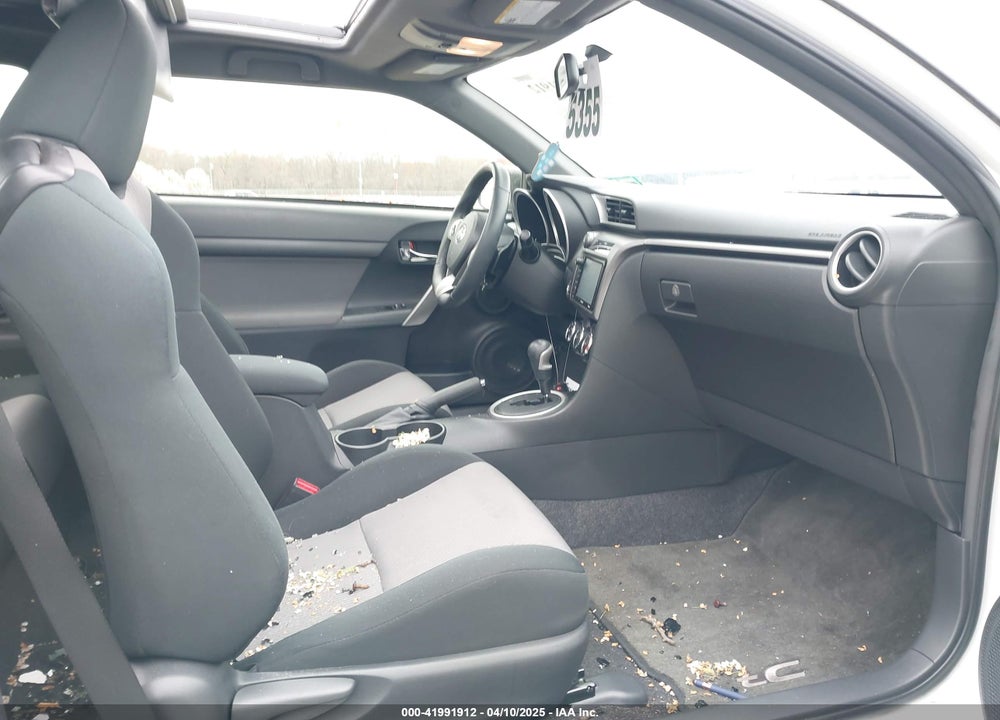 2016 SCION TC VIN: JTKJF5C79GJ018079