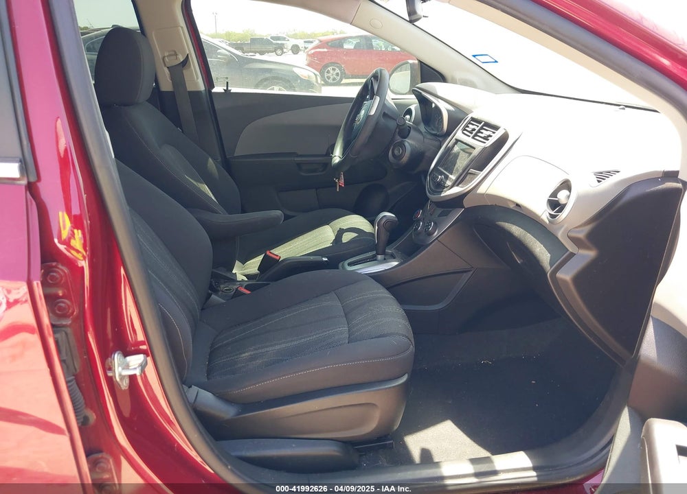 2018 CHEVROLET SONIC LT AUTO VIN: 1G1JD5SH3J4105434