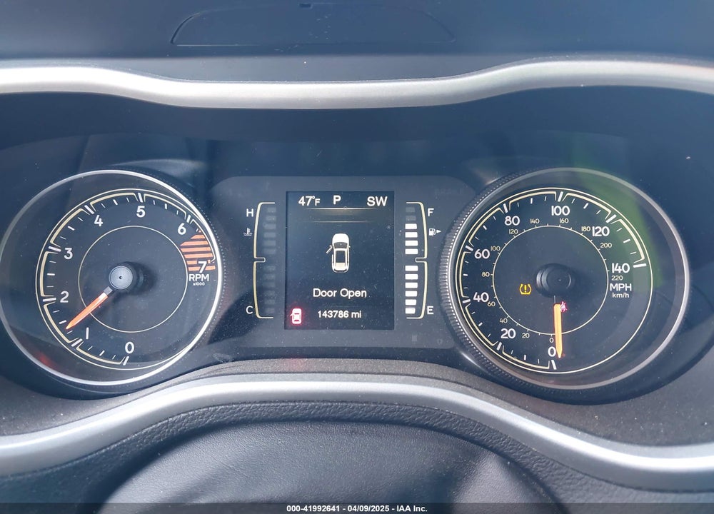 2018 JEEP CHEROKEE LATITUDE PLUS 4X4 VIN: 1C4PJMLB1JD532917