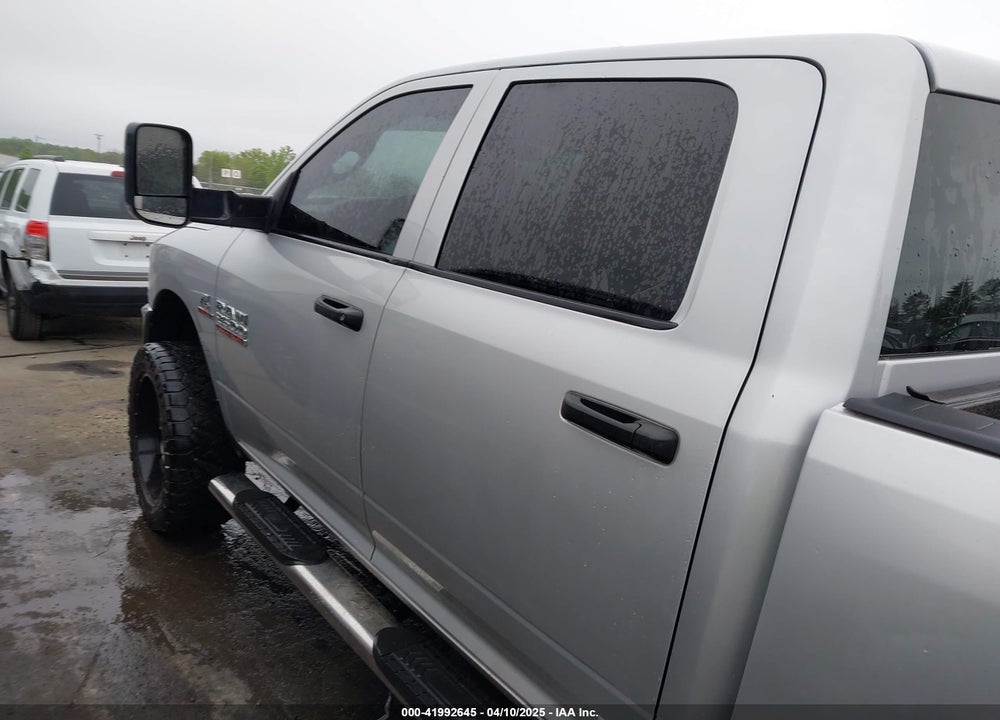 2017 RAM 2500 VIN: 3C6UR5CL3HG529578
