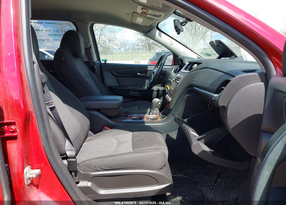 2014 CHEVROLET TRAVERSE VIN: 1GNKVGKD2EJ330377