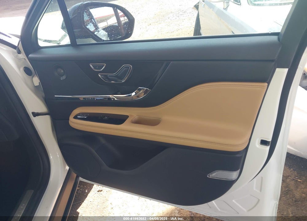 2023 LINCOLN CORSAIR VIN: 5LMTJ5DZ7PUL25563