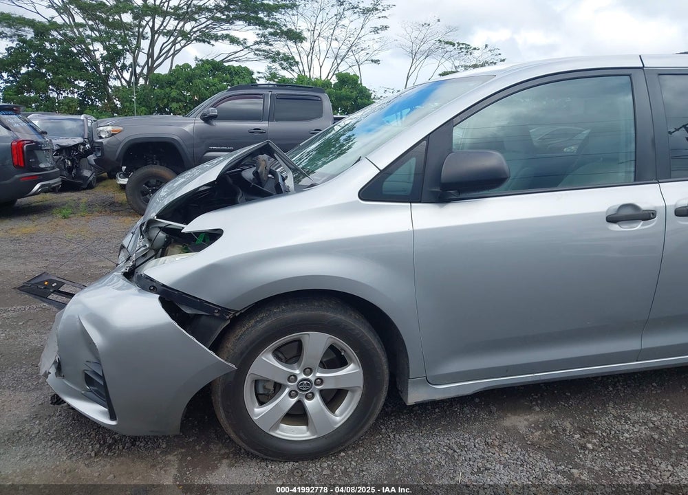 2019 TOYOTA SIENNA L 7 PASSENGER VIN: 5TDZZ3DC2KS005851