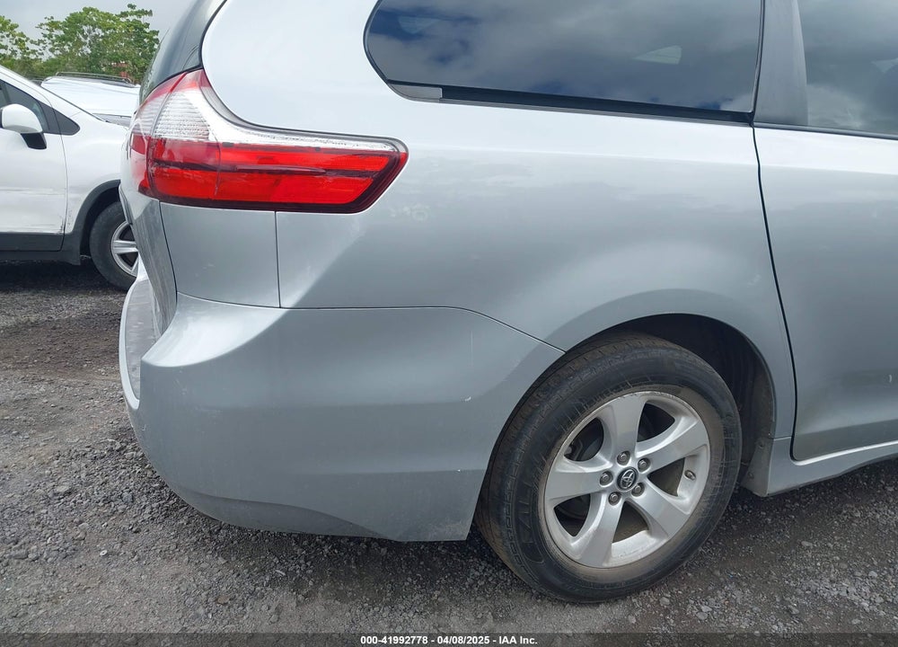 2019 TOYOTA SIENNA L 7 PASSENGER VIN: 5TDZZ3DC2KS005851