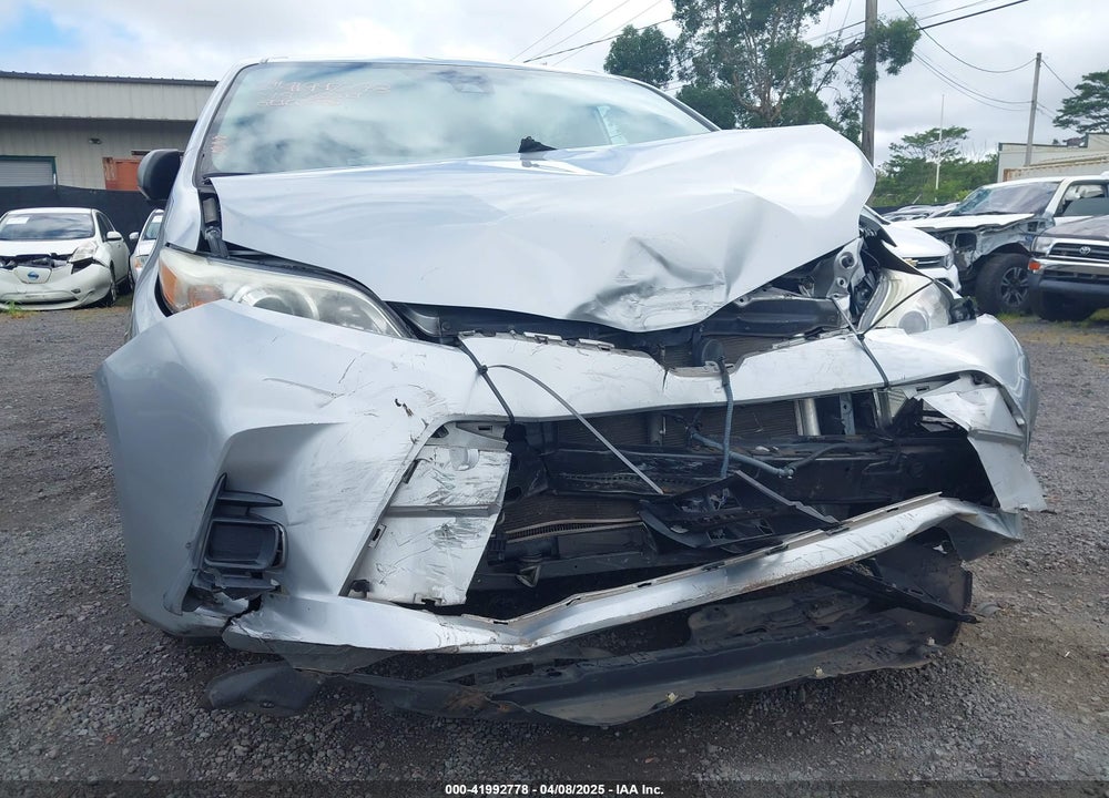 2019 TOYOTA SIENNA L 7 PASSENGER VIN: 5TDZZ3DC2KS005851