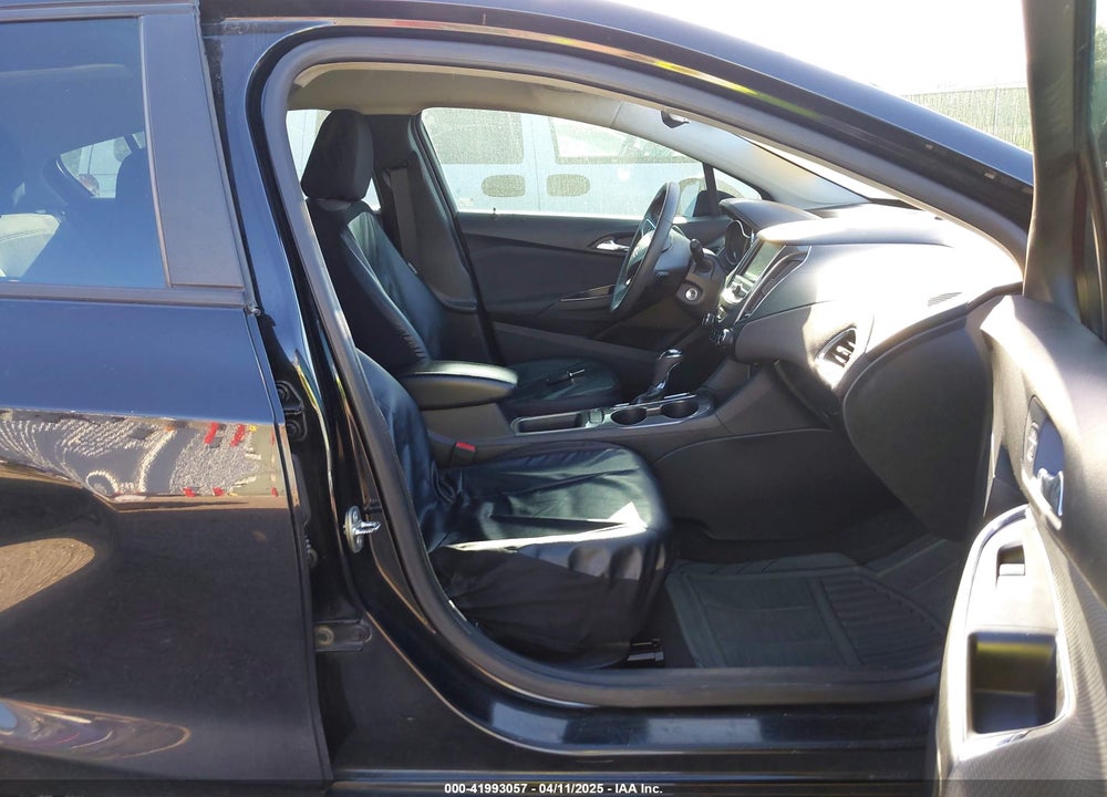 2019 CHEVROLET CRUZE LS VIN: 1G1BC5SMXK7126074