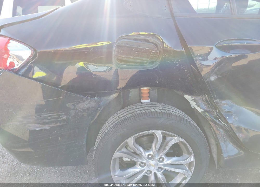2019 CHEVROLET CRUZE LS VIN: 1G1BC5SMXK7126074