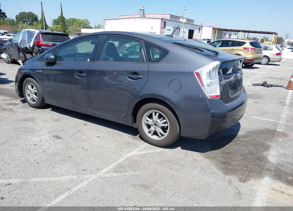 2011 TOYOTA PRIUS VIN: JTDKN3DU2B1454773