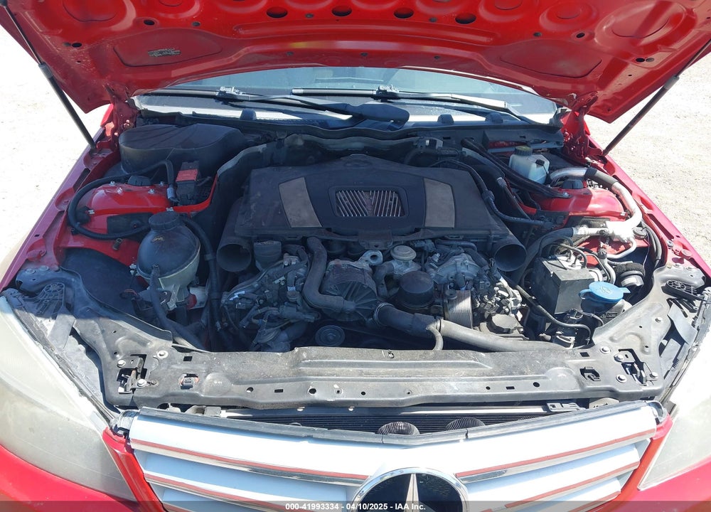 2011 MERCEDES-BENZ C CLASS VIN: WDDGF8BB4BR147145
