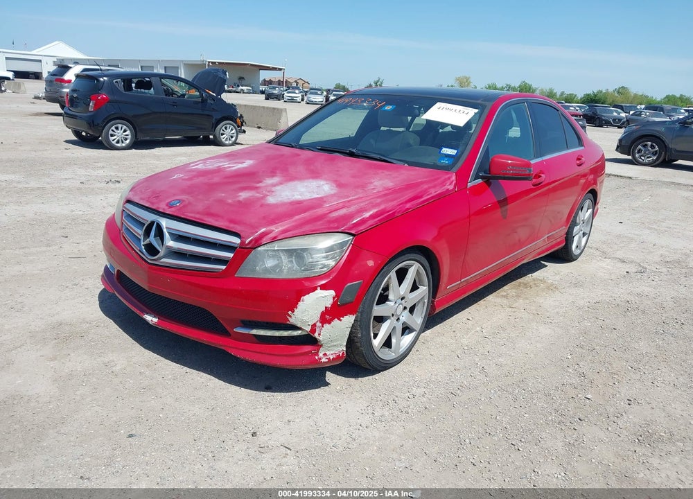 2011 MERCEDES-BENZ C CLASS VIN: WDDGF8BB4BR147145