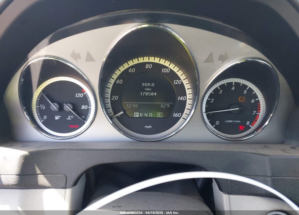 2011 MERCEDES-BENZ C CLASS VIN: WDDGF8BB4BR147145