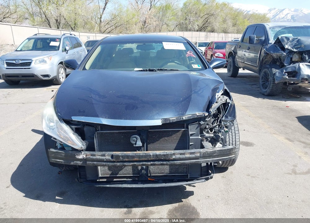 2013 HYUNDAI SONATA VIN: 5NPEB4AC5DH736621