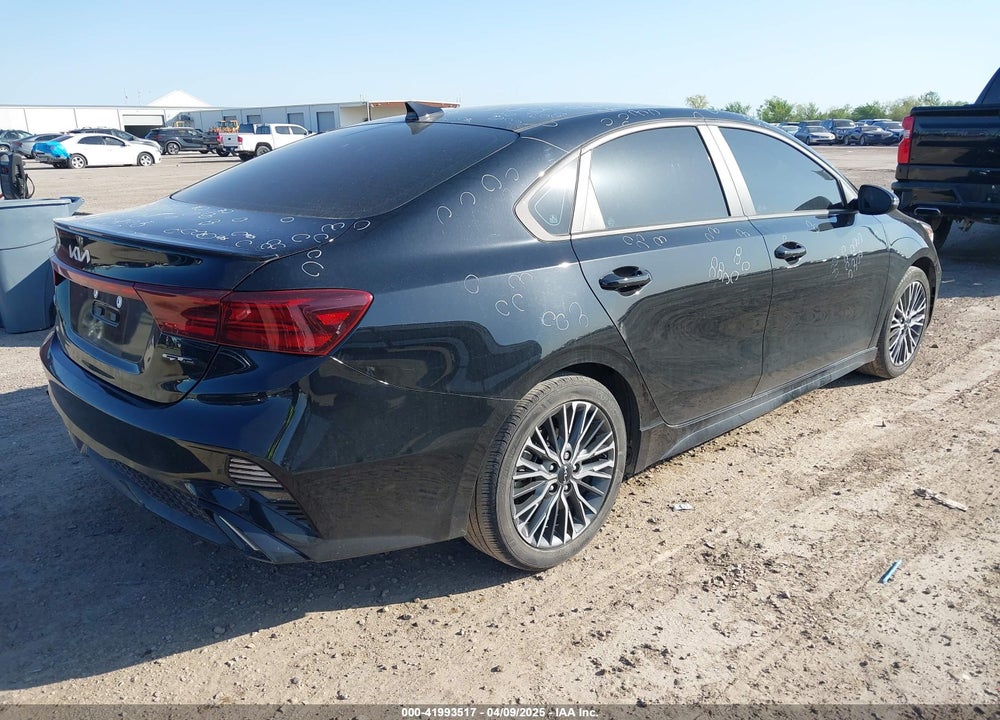 2023 KIA FORTE VIN: 3KPF54AD5PE582196