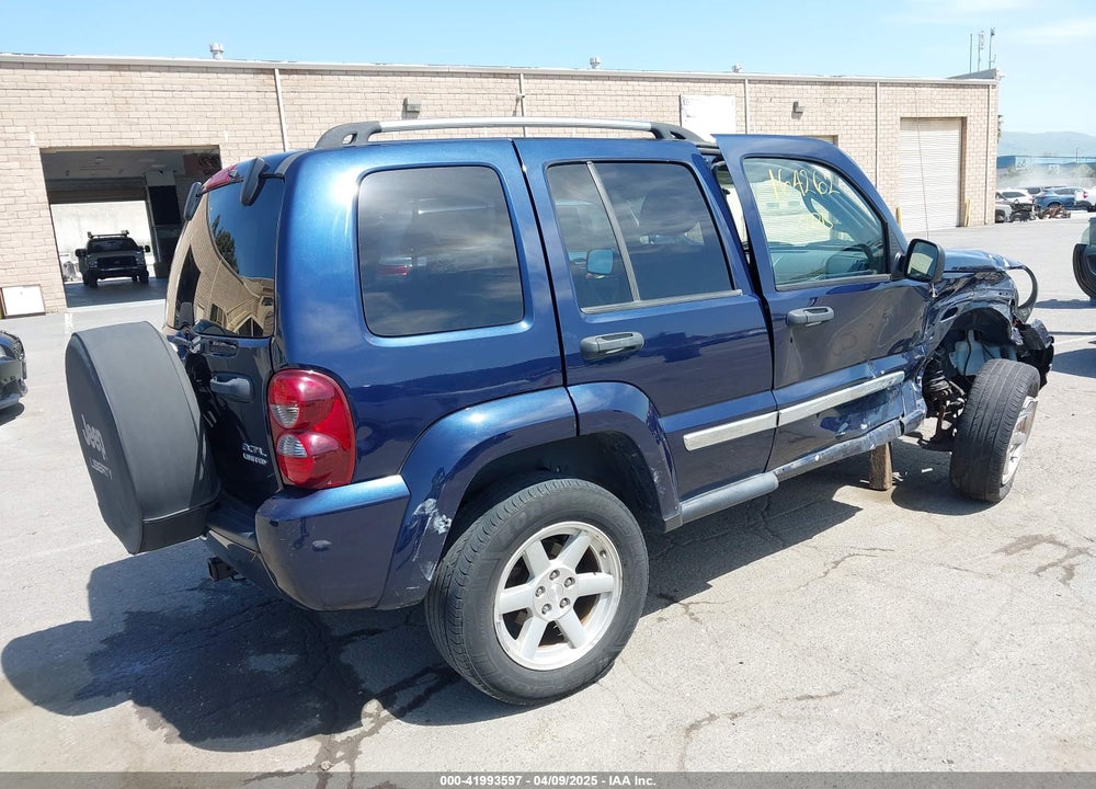 2007 JEEP LIBERTY VIN: 1J4GL58K87W520229