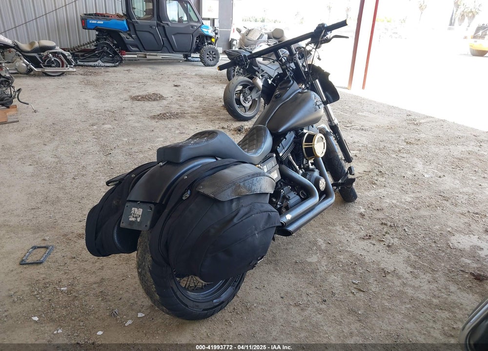 2017 HARLEY-DAVIDSON FXDB VIN: 1HD1GXM30HC316679