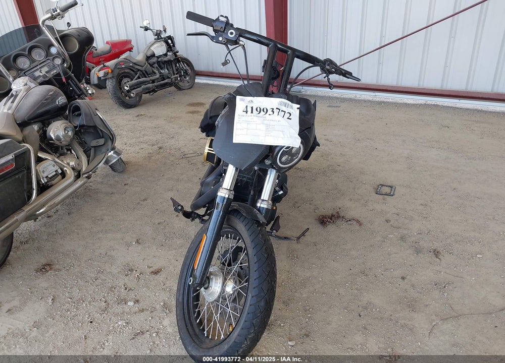 2017 HARLEY-DAVIDSON FXDB VIN: 1HD1GXM30HC316679