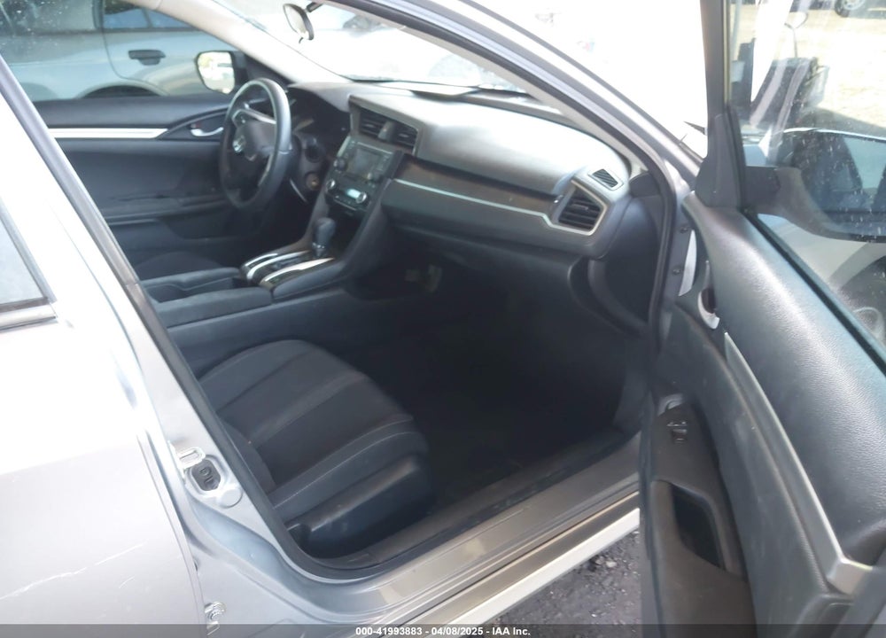 2019 HONDA CIVIC VIN: 19XFC2F6XKE044042