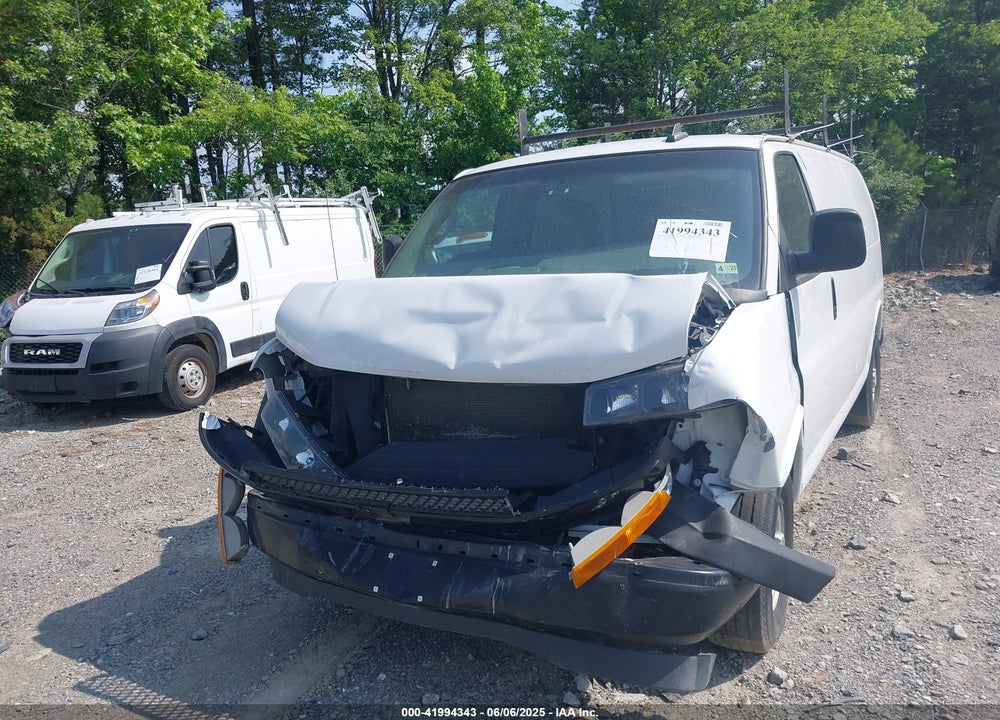 2021 CHEVROLET EXPRESS CARGO RWD 2500 REGULAR WHEELBASE WT VIN: 1GCWGAF71M1154667