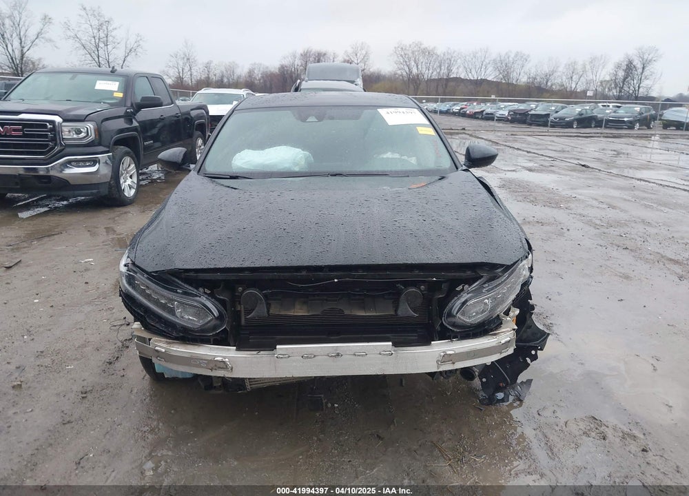 2018 HONDA ACCORD VIN: 1HGCV1F33JA222874