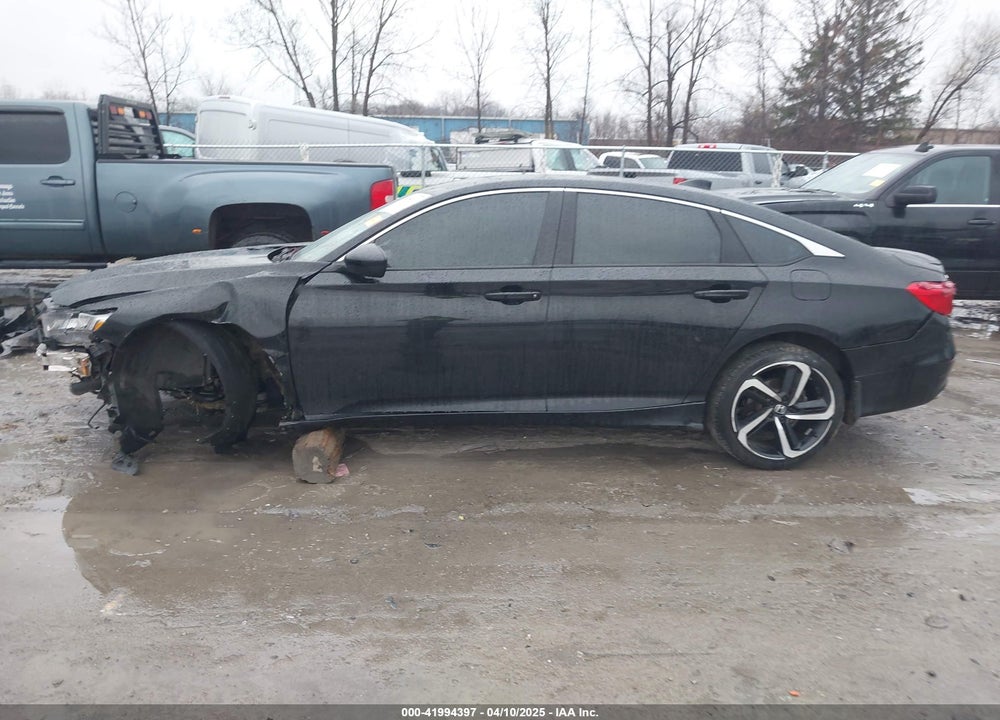 2018 HONDA ACCORD VIN: 1HGCV1F33JA222874