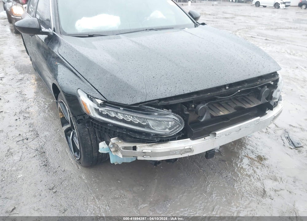 2018 HONDA ACCORD VIN: 1HGCV1F33JA222874