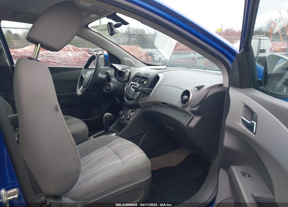 2016 CHEVROLET SONIC VIN: 1G1JC6SG2G4168226