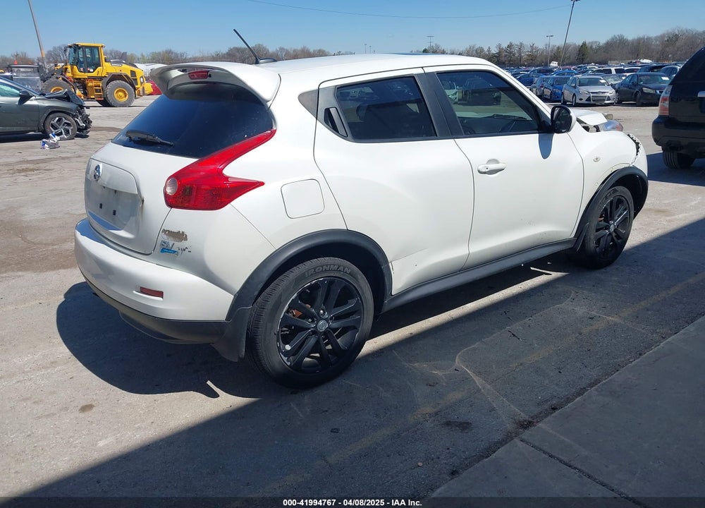 2014 NISSAN JUKE VIN: JN8AF5MV7ET357773