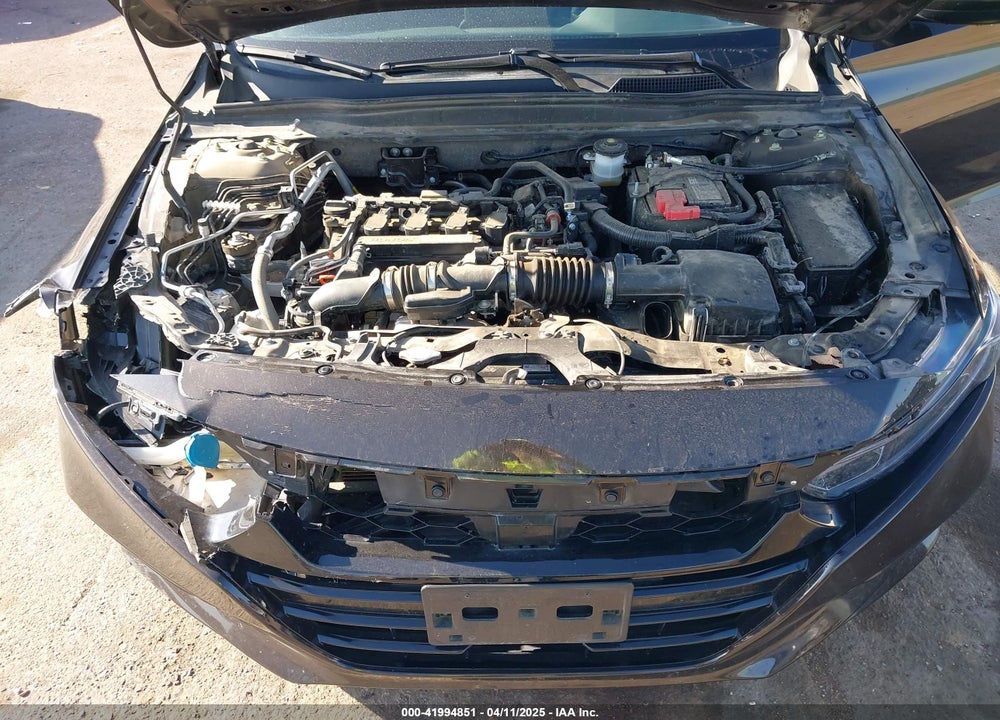2018 HONDA ACCORD EX VIN: 1HGCV1F47JA242618