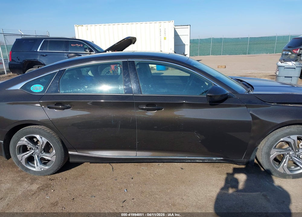 2018 HONDA ACCORD EX VIN: 1HGCV1F47JA242618