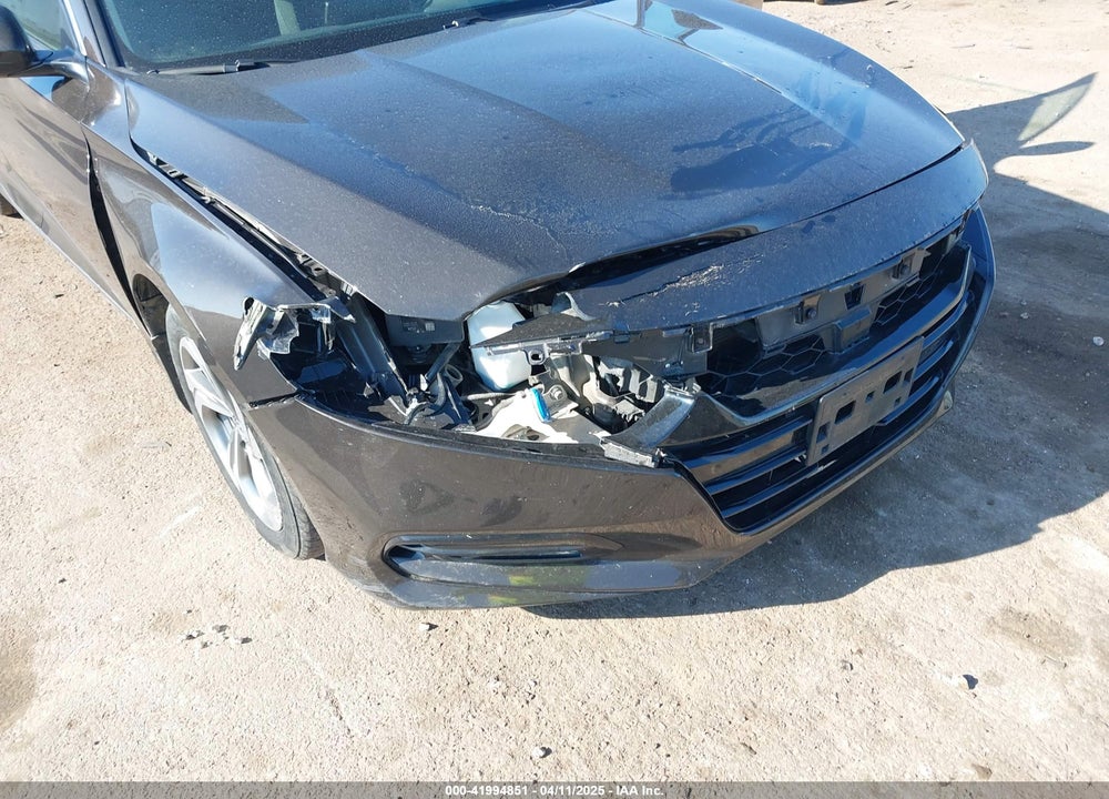 2018 HONDA ACCORD EX VIN: 1HGCV1F47JA242618