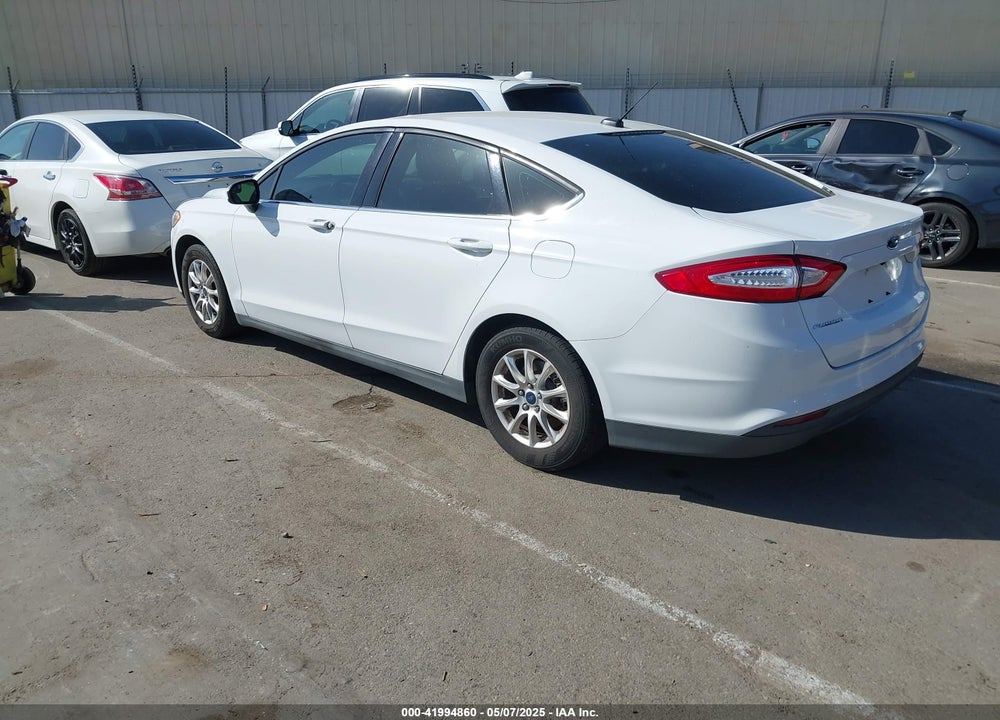 2016 FORD FUSION S VIN: 3FA6P0G79GR157809