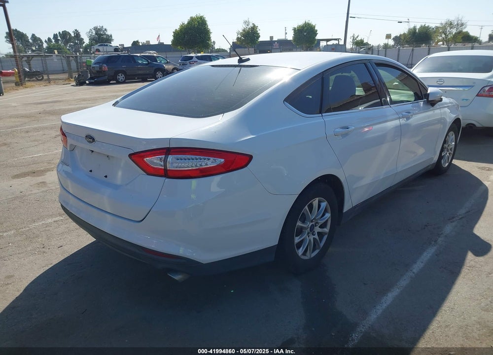2016 FORD FUSION S VIN: 3FA6P0G79GR157809