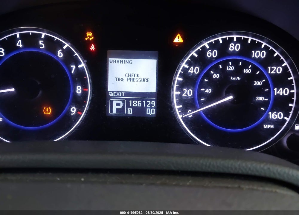 2011 INFINITI G37 VIN: JN1CV6APXBM508598