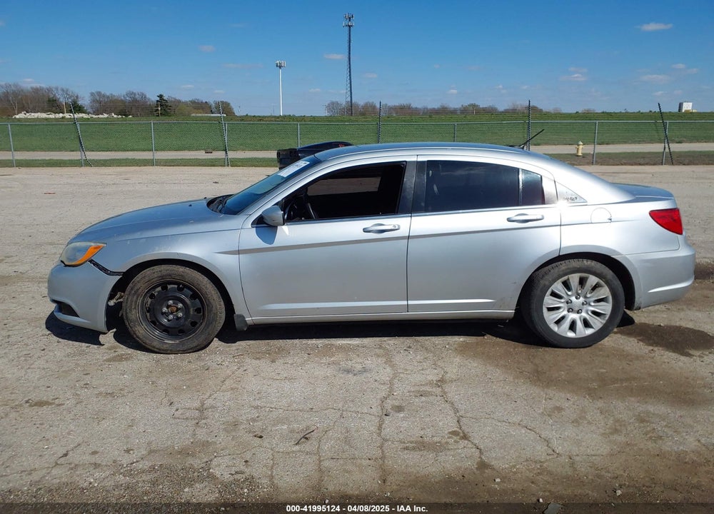 2012 CHRYSLER 200 VIN: 1C3CCBAB1CN223241