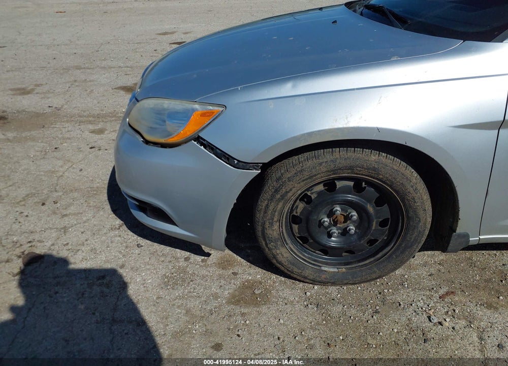 2012 CHRYSLER 200 VIN: 1C3CCBAB1CN223241