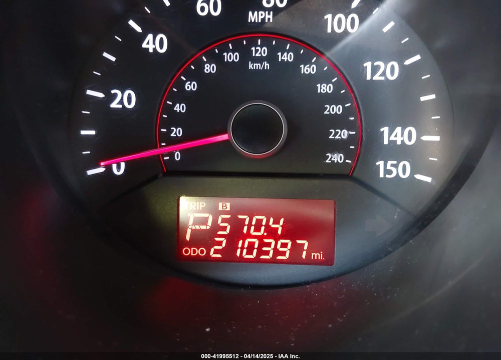 2012 KIA SORENTO VIN: 5XYKT3A65CG303679