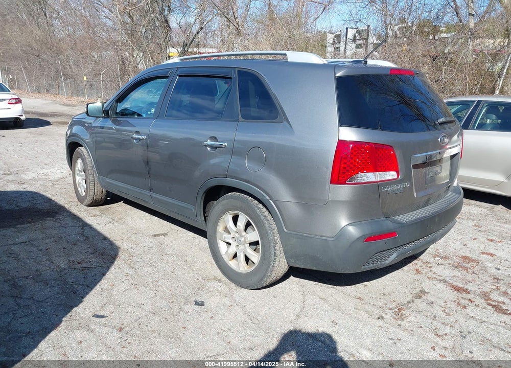 2012 KIA SORENTO VIN: 5XYKT3A65CG303679