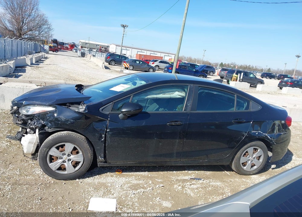 2018 CHEVROLET CRUZE VIN: 1G1BC5SM8J7201417