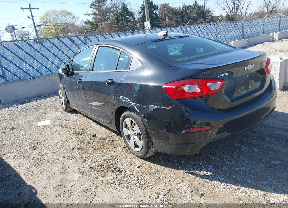 2018 CHEVROLET CRUZE VIN: 1G1BC5SM8J7201417