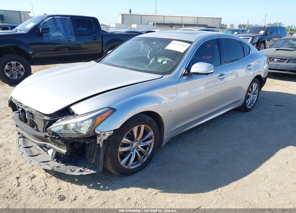2015 INFINITI Q70 VIN: JN1BY1APXFM541712
