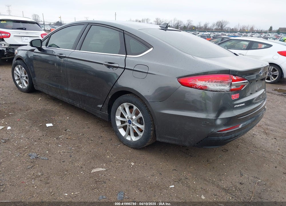 2019 FORD FUSION SE VIN: 3FA6P0H70KR136516