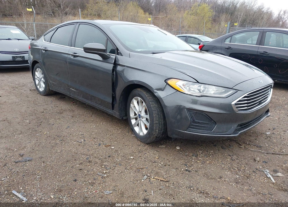 2019 FORD FUSION SE VIN: 3FA6P0H70KR136516