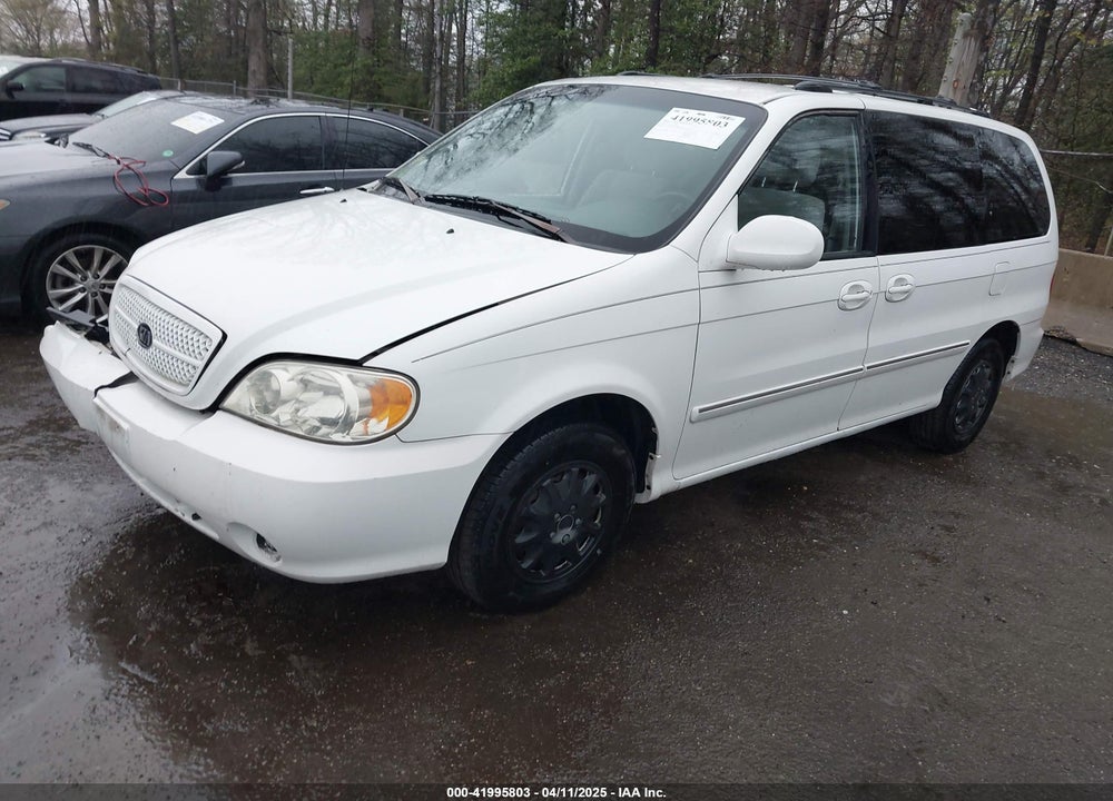 2005 KIA SEDONA VIN: KNDUP131256668958