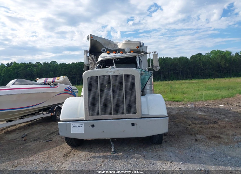 2016 PETERBILT 389 VIN: 2NPXX4EX9GM338445