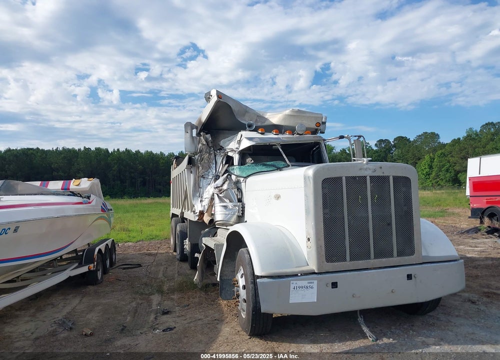 2016 PETERBILT 389 VIN: 2NPXX4EX9GM338445